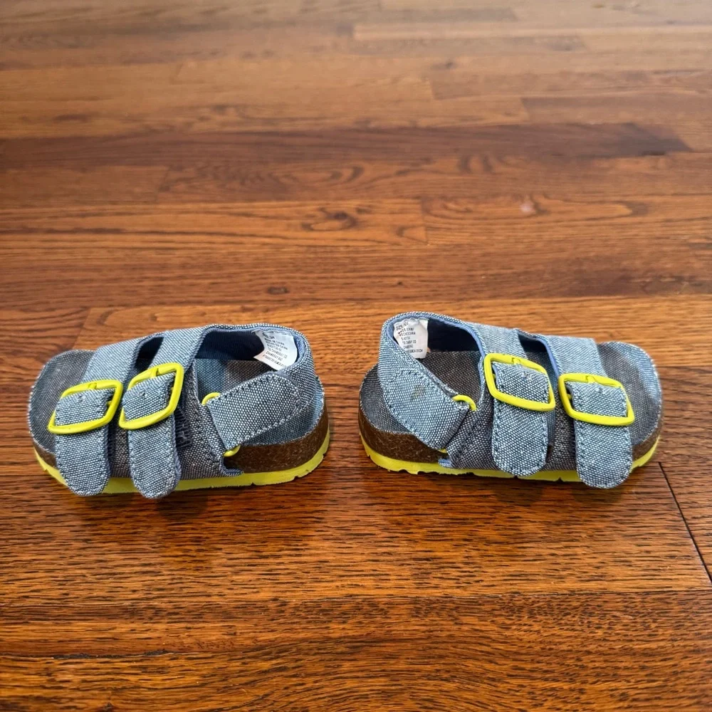 Baby Gap Chambray‎ Twin Buckle Sandals Size 3/4